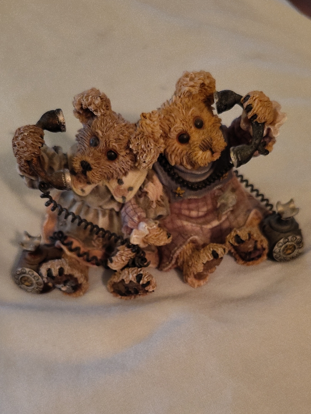 Vintage 1999 Boyds Bears Bearstone Figurine - Alexandra & Belle - Telephone Tied